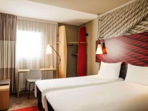 Hotels ibis Senlis : photos des chambres