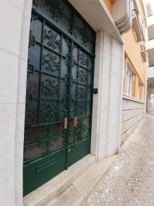 Inn Faro - Casa Amarela - Guest House