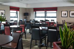Holiday Inn Express Luton Airport hotel (8 of 23)