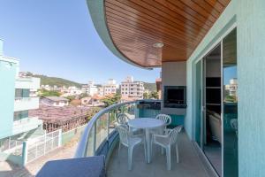 Aluguel Apartamento 2 quartos vista mar BombasSC