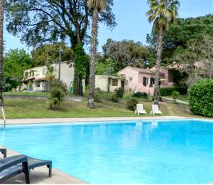 Maison de 2 chambres avec piscine privee jardin amenage et wifi a San Nicolao a 1 km de la plage