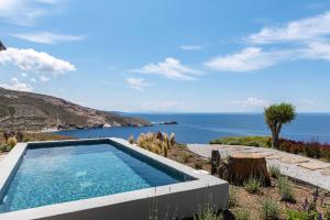 VATHI BLEU PRIVATE VILLAS Tinos Greece