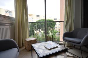 Appartements T2 renove en centre ville Port Royal : photos des chambres