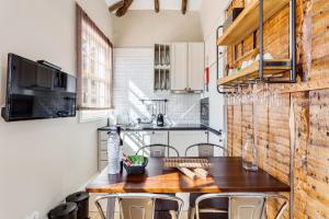 Jardins da Muralha Apartments by DAHOME