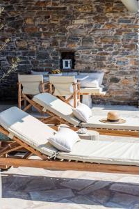 VATHI BLEU PRIVATE VILLAS Tinos Greece