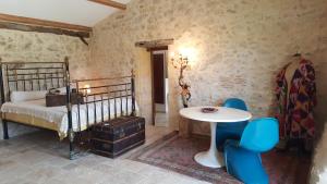 B&B / Chambres d'hotes Chateau le Truch : photos des chambres