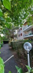 Appartements LA BIGEONNIERE Appartement 1 chambre residence avec piscine proche centre : photos des chambres