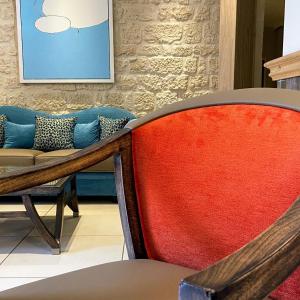 Hotels Logis - Le Christina : photos des chambres