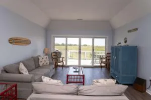 Nautical Watch on Harbor Island - Oceanmarsh Subdivision