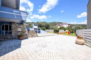 Lux4u Kavala Greece