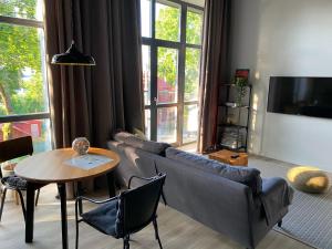 G - Owl Jazz -Modern loft type apartment 18 with big roof terrace and free private parking