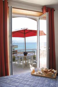 Hotels Les Rochers : photos des chambres