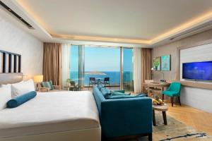 Deluxe King Room with Sea View room in Sirene Luxury Hotel Bodrum