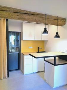 Appartements Le Petit Studio - 15 m2 - Centre Ville - Sorgue a 50 m : photos des chambres