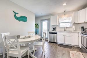 Mexico Beach Getaway with Balcony and Ocean Views!