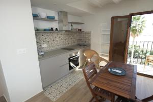 AR28-2, Bonito apartamento en primera línea