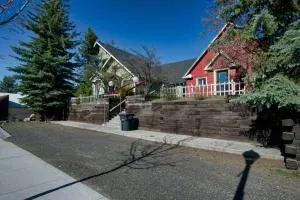 Cottage Inn by Casago McCall - Donerightmanagement - McCall