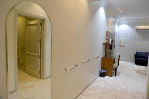 Crown City Hotel -فندق كراون ستي