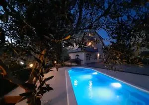 Apartmani Lucante - Mravince