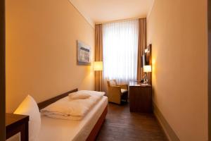 Standard Single Room room in Hotel am Großen Waisenhaus
