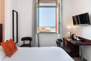 Hotels Best Western Hotel des Orangers Cannes : photos des chambres