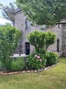 Maisons de vacances Les Cottages du Chateau du Rozel : Hébergement Le Pavillon Barbey 