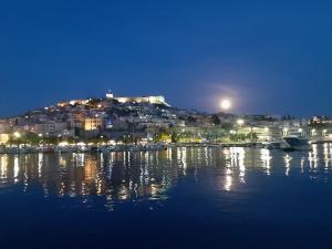 Soula's Sunshine Blue Apartment Kavala Greece