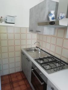 LA CASETTA DEI GRILLI - Accanto alle Terme di Venturina e 10" dal mare