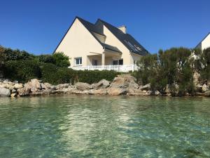 Maisons de vacances MAISON LES PIEDS DANS L EAU : photos des chambres