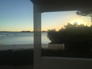 Maisons de vacances MAISON LES PIEDS DANS L EAU : photos des chambres