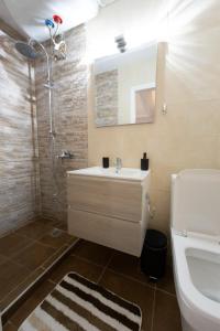 Platos Square Apartments