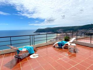 Sea View Apartment Sesimbra- Apartamento Vista Mar