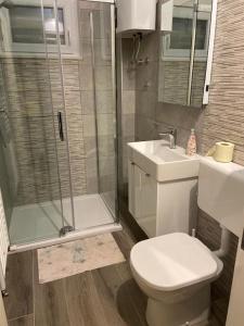 One-Bedroom Apartment with Terrace and Sea View room in Apartments with a parking space Punat Krk - 18292