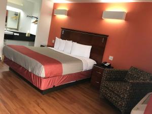 Motel 6-Alma, AR l-40