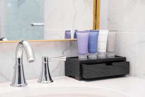 Deluxe giường Queen (Deluxe Queen)