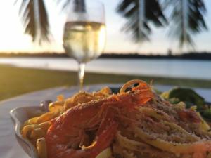 Le Domaine De Tam Hai Resort