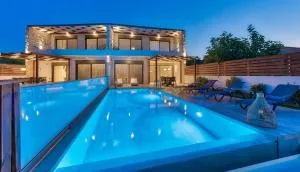 Sabbia D`oro Beach Villa - Méson Yerakaríon