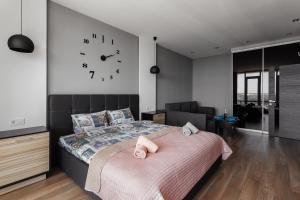 Grey Apartment in Arcadia with terrace