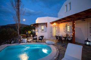 Villa Haritomeni Paros Greece