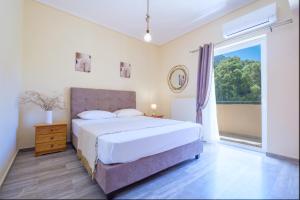 Almyros Aktis mountain and sea apartment