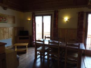 Appartements Chalet l'aubepine residence B&B : photos des chambres