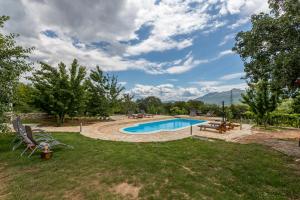 Villa Podrugovi Dvori with pool