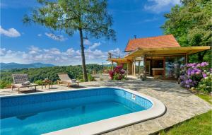 Nice Home In Lepoglava With Outdoor Swimming Pool