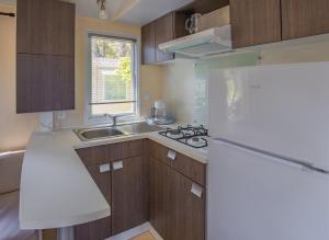 Campings Camping Taxo Les Pins : photos des chambres
