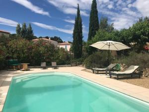 Maisons de vacances Location gite en duplex (2-4 p.) avec jardin et piscine a Pelissanne (Salon-de-Provence) : photos des chambres