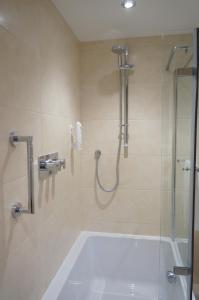 The Lawn Guest House Gatwick