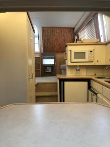 Deluxe Double Room with Extra Bed room in Kalisha Yatch
