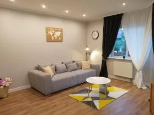 Green Yew Apartment - Przylep