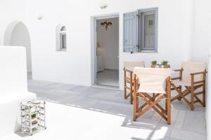 Arsis Small House Antiparos Greece