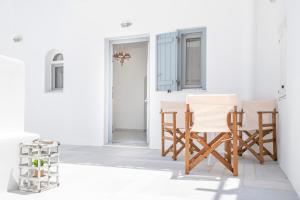 Arsis Small House Antiparos Greece